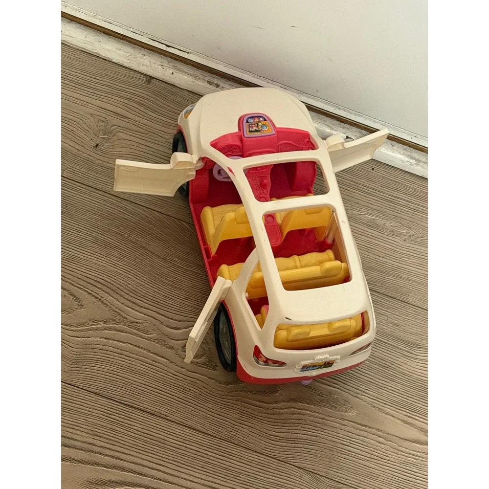 Fisher-Price Loving Family SUV Cream Pink Toy SUV 4 Door Car Seats B0011 works